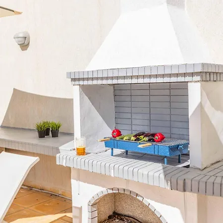 Вилла Amelia Bay