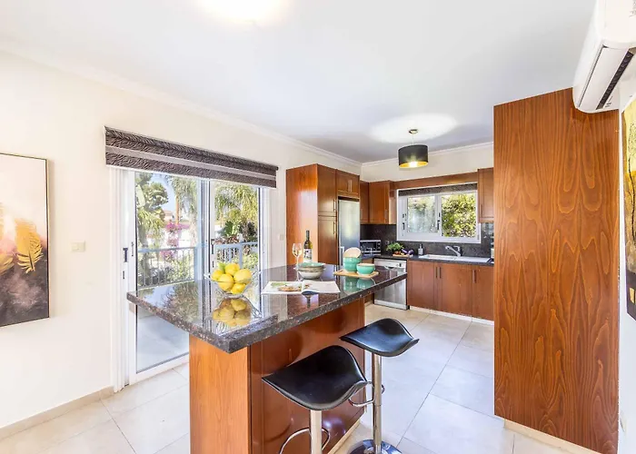 Вилла Amelia Bay *