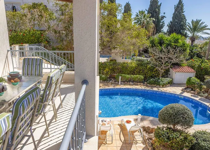 Вилла Amelia Bay Пейя