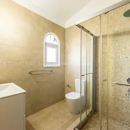 Villa Amelia Bay Peyia